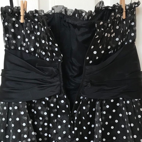 VINTAGE BETSEY JOHNSON Strapless Polka Dot Dress 8 - Picture 4 of 8